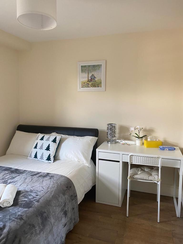 Lovely Private Rooms In Camden, Central Londýn Exteriér fotografie